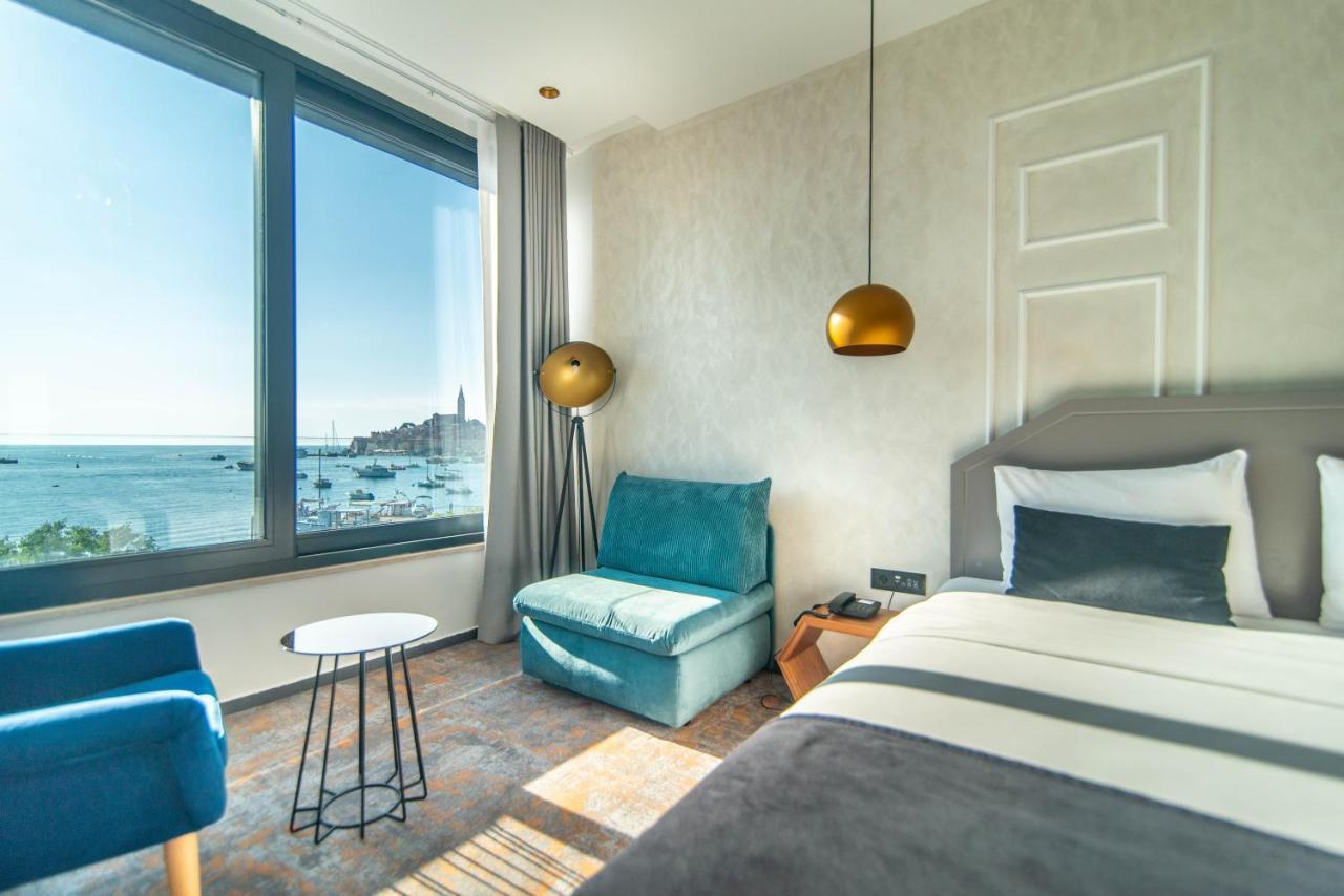 Hotel Delfin Rovinj Exterior foto